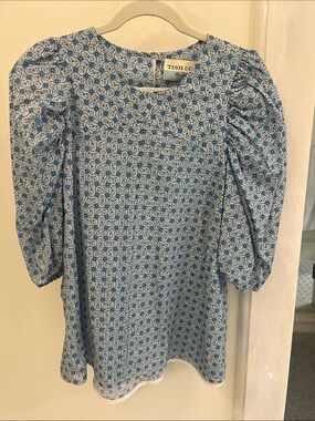 Tish Cox Blue Floral Puff-Sleeve Blouse